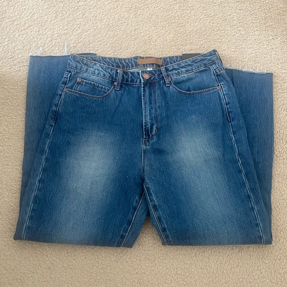 Leith (Nordstrom) NWT High Rise Straight jeans - Picture 4 of 4